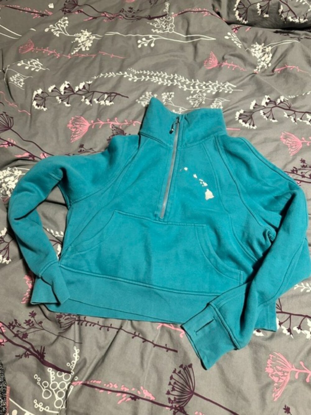 Lululemon Hawaiian Oversized cropped scuba size small